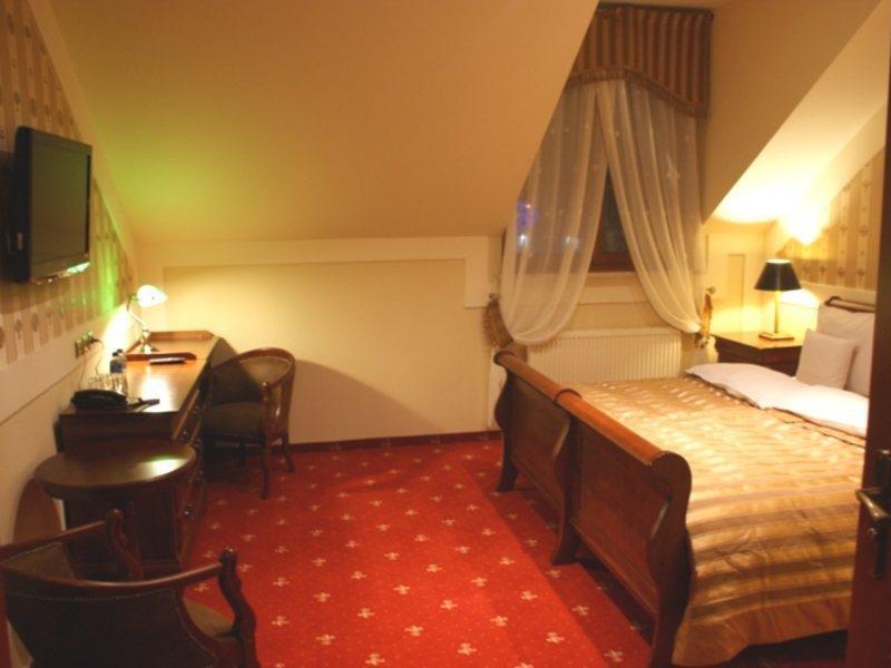 Hotel Diament Arsenal Palace Katowice - Хожув Экстерьер фото